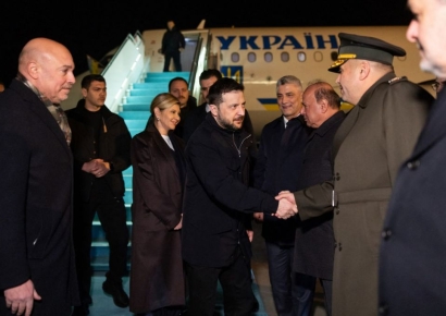 미국에 일침 날린 젤렌스키 "푸틴 기분 좋은 말만 한다"