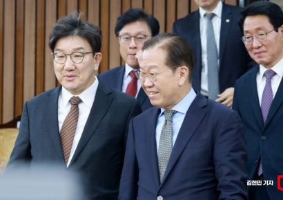 與 지도부, 내일 박근혜 대구 사저 방문