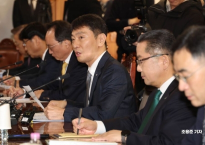 [포토] 발언하는 이복현 금융감독원장