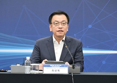 최상목, 모로코 국왕에 '2조 수주' 감사편지 "우리 기업 선정 기쁘다"