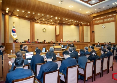 주말 반납한 국회·尹측, 25일 최종 변론·진술에 총력