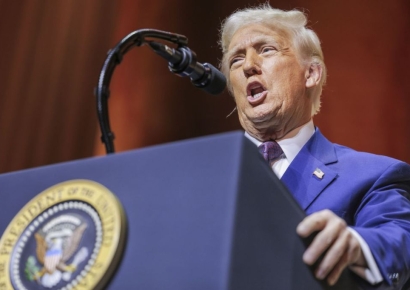 취임 1달 트럼프 지지율 47%…10명 중 3명만 "머스크 긍정적"