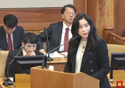 계몽됐다던 김계리 변호사 "尹 신임 보여달라"…탄핵반대 집회 참석 예고 