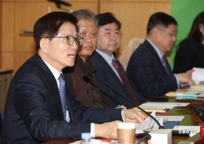 [포토] 발언하는 김문수 고용노동부장관