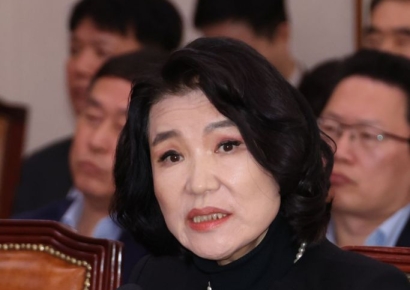 "방통위 3인 이상돼야 의결" 법사위 통과에 이진숙 "방통위 마비"