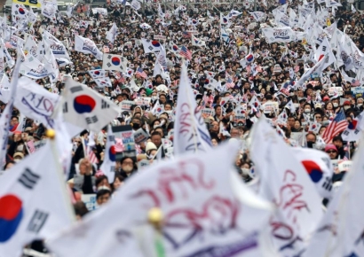 3·1절 탄핵 찬반집회 서울 도심 '총집결'…관광버스 대거 상경(종합) 