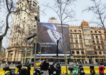 [르포]바르셀로나 곳곳 도배된 갤럭시…MWC 개막 앞두고 ‘AI 열기 후끈’[MWC현장]