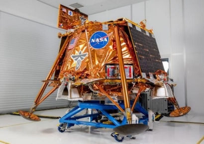 美달 탐사선 '블루 고스트', 달 착륙 성공…韓시조도 실려