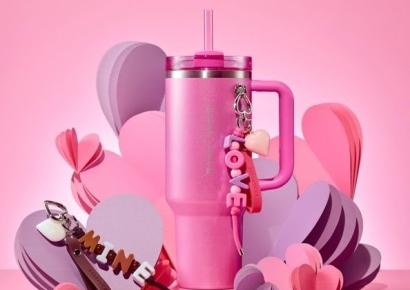 미국 스타벅스서 화제된 '텀블러' 뭐길래…한국서도 판매