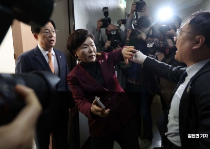 [포토] 선관위원 청문회서 설전 벌이는 이만희·이광희