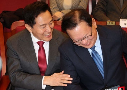 [포토] 대화하는 오세훈-김부겸