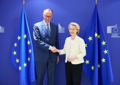 獨 '총리 유력' 메르츠, EU·나토 지도부에 "방위역량에 돈 쏟아야"