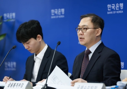 한은 "새해 경상수지 흑자폭 감소는 계절적요인…2월엔 늘 것"