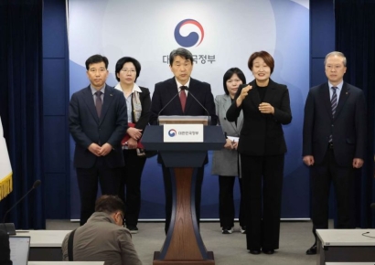 의대 모집인원 결국 '원점'…"3월까지 학생 복귀해야"(종합)