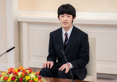 "갑자기 낯선 건물이 생기더라"…70㎞ 떨어진 명문대 가는 日왕자에 '떠들썩'[일본人사이드]