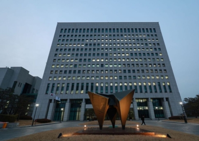 '尹 구속 취소'에 '항고 포기' 결정한 대검…특수본은 "즉시 항고" 