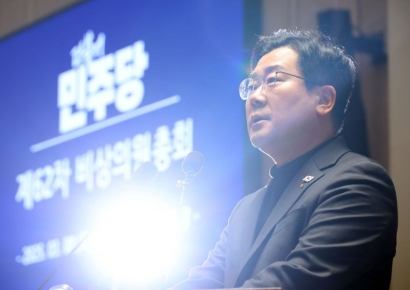 민주, 尹 석방에 비상의총…박찬대 "가장 큰 책임은 검찰"