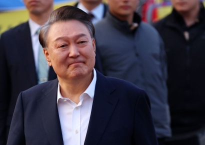 尹대통령 측, 헌재에 헌법학자들 의견서 제출…"각하·기각 일치"