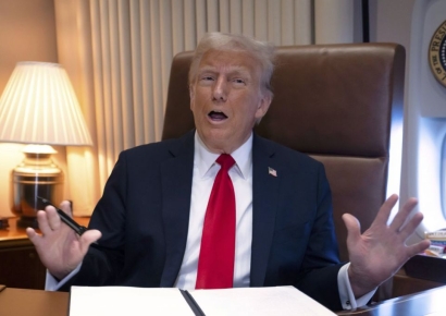 트럼프, 경기침체 와도 관세폭격 강행 의지…"4월2일 상호관세 부과"