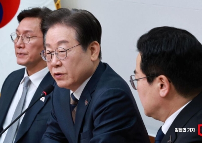 [포토] 이재명 "검찰, 尹만 왜 이렇게 관대…한패라서 그런듯"