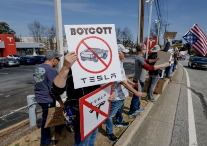 "美 나토 탈퇴해야" 직격날린 머스크…전기차시장 외면하나[AK라디오] 
