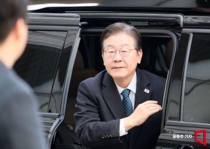 [포토] 법원 도착한 이재명 대표
