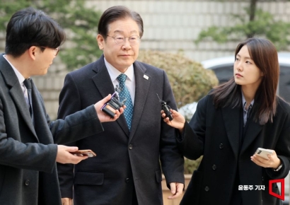 '대장동 재판' 이재명 "관련자 억압해 만든 진술, 타당한가"…검찰과 신경전