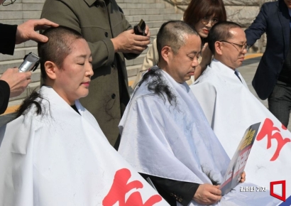 [포토] “尹 조기파면 촉구” 박홍배·김문수·전진숙 삭발