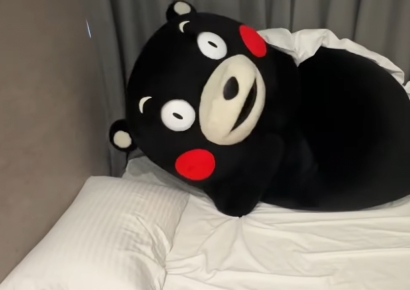 만난 아이들 무서워 울고 난리 났었다…15살 된 국민 캐릭터 '쿠마몬'[일본人사이드]