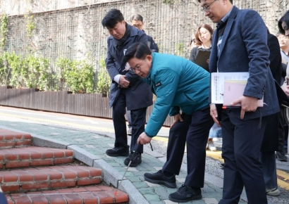 ‘현장’에 사는 박강수 마포구청장 곳곳 누비며 구민 안전 챙겨 