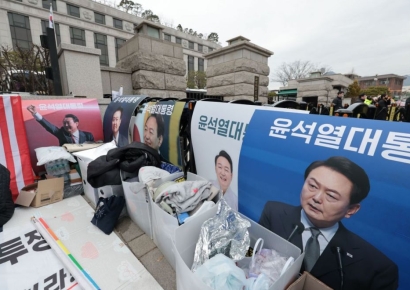 '尹탄핵 선고 임박' 관측…여야, 주말 총력 여론戰