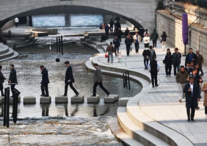 청계천 반려동물 입장… 한강공원 그늘막 설치도 확대