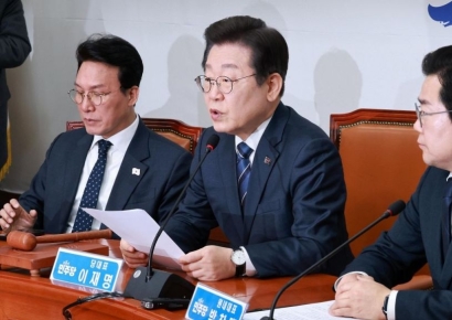 [포토] 이재명 "핵무장론 보기엔 그럴 듯…북한 같은 삶 각오해야"