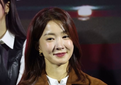 배우 이시영, 결혼 8년만 파경 "합의 이혼 절차"