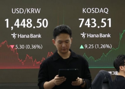 코스피, 삼전 5% 급등에 강세…2600선 탈환