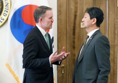 관세 방어 못하고 숙제만 안았다...정부 협상력 도마위