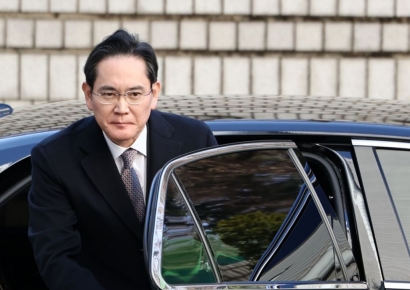 이재용 사즉생 주문에 '창업주 각오'로 답한 삼성(종합)