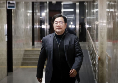 민주 "지도부에 崔대행 탄핵 여부 위임"…심야회의 계속 논의(종합)