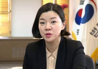 "이재명 거짓에 천원도 보태기 싫어"…文정부 행정관이 밝힌 탈당 사유