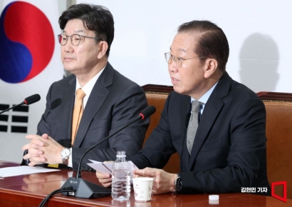 [포토] 권영세 "한덕수 탄핵 기각, 거야 입법폭거 엄중한 경고"