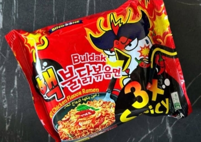 해외서 판치는 '짝퉁 불닭볶음면'…자세히 봐야 중국산 알아