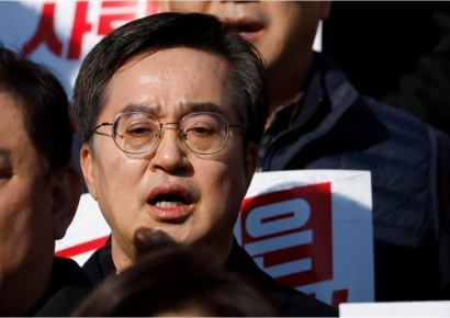 김동연, 1인 시위 후 "尹 탄핵 인용 의심치 않는다"