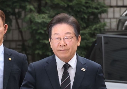 [포토] 법원 출석하는 이재명 대표