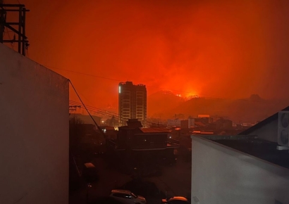 "기상 예보 제발 틀리길…" 끝없이 번지는 산불에 하늘만 쳐다본다