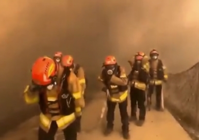 "뒤에 바람" "온다 온다"…소방대원 보디캠에 찍힌 화마 현장