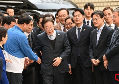 [포토] 이재명, '선거법 2심 선고' 서울고법 출석