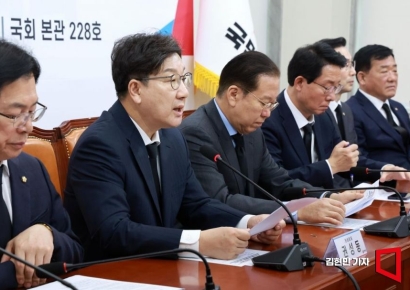 [포토] 발언하는 권성동