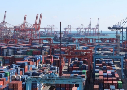 美 관세에 잿빛 전망…정부, 넉 달째 "경기 하방 압력 증가"