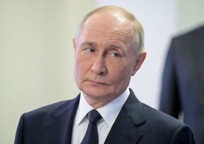 푸틴 "트럼프의 그린란드 편입 주장, 진지한 계획"