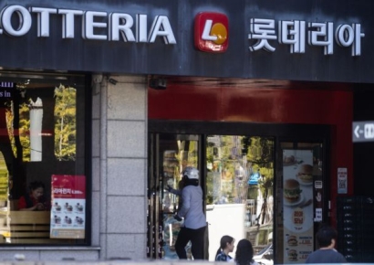 슬금슬금 또 오르네…'가성비 한 끼'는 옛말, 햄버거 가격 인상 러시